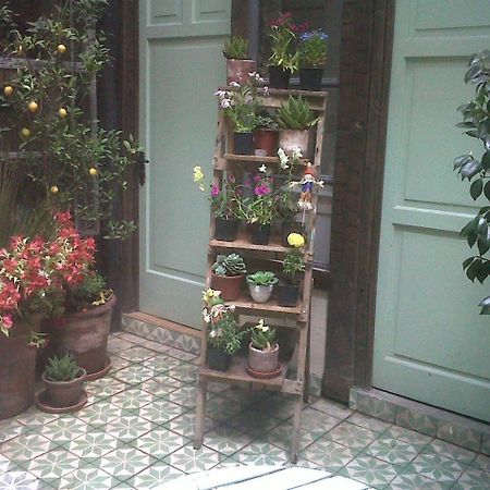 Patio Yungay Bed and Breakfast Santiago Buitenkant foto